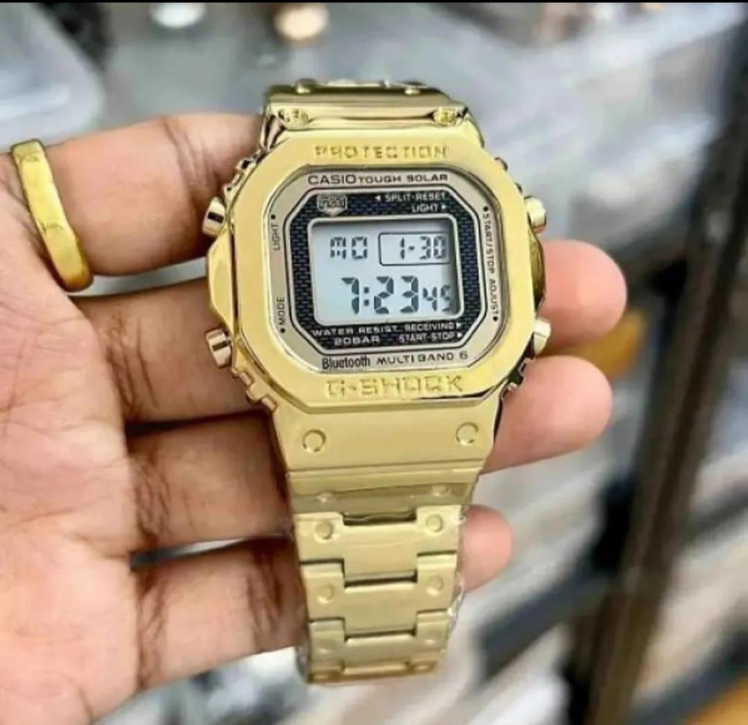 G-Shock GMWB 5000 -Gold